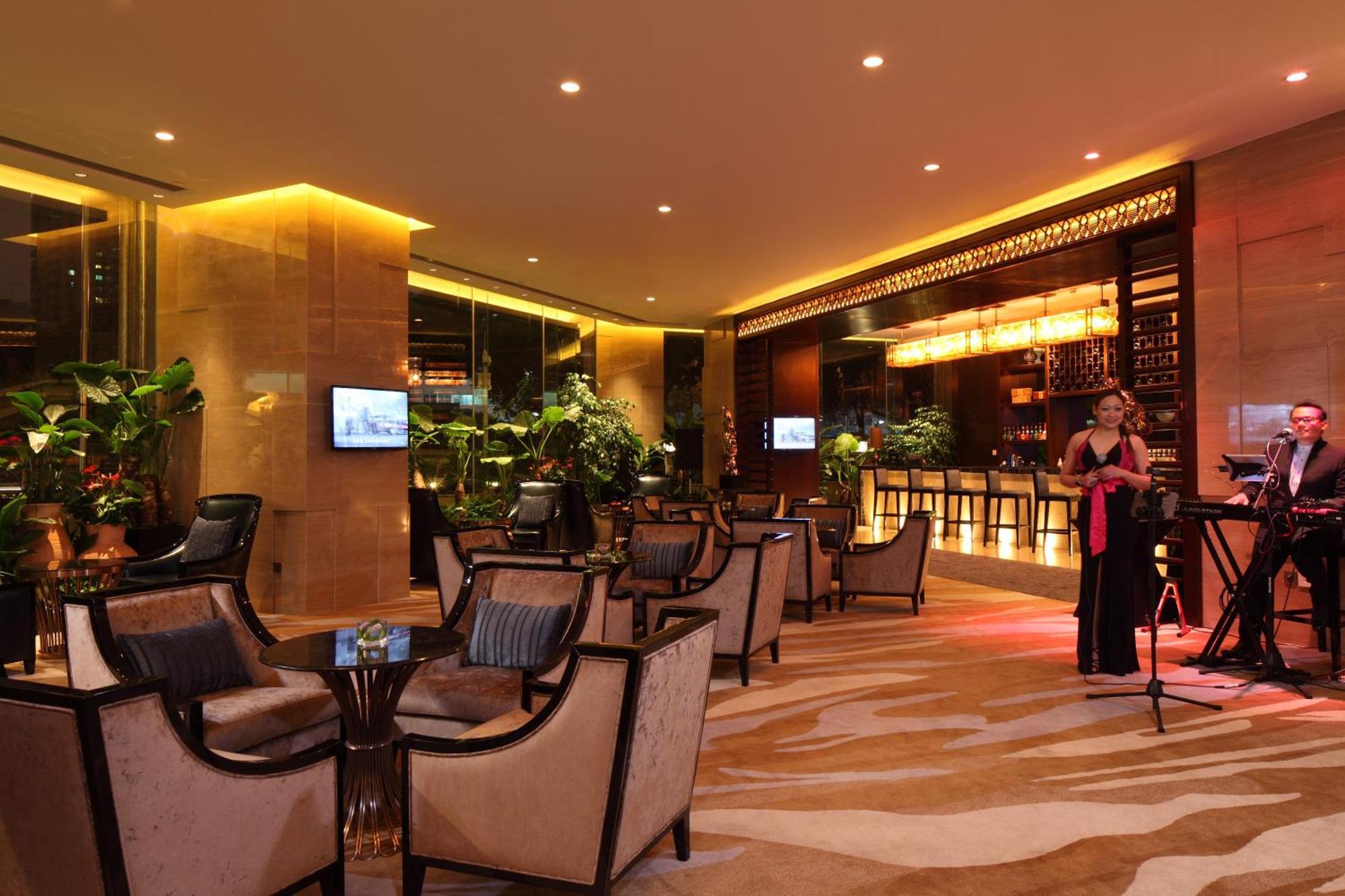 Doubletree By Hilton Guangzhou-Free Shuttle Bus To Canton Fair Complex & Overseas Buyer Registration Services During Canton Fair Period Exteriör bild