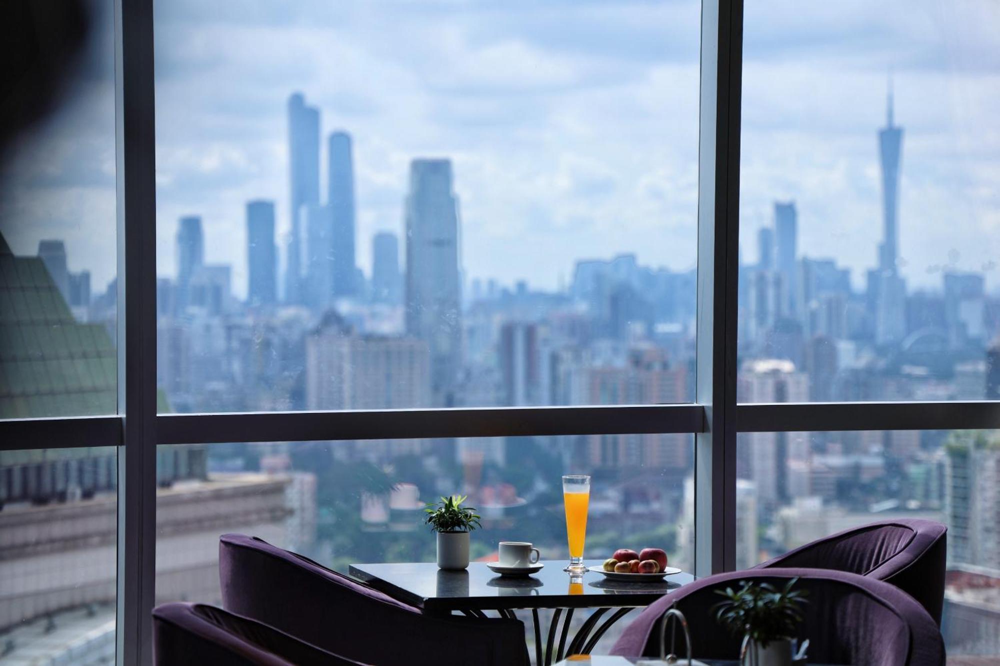 Doubletree By Hilton Guangzhou-Free Shuttle Bus To Canton Fair Complex & Overseas Buyer Registration Services During Canton Fair Period Exteriör bild